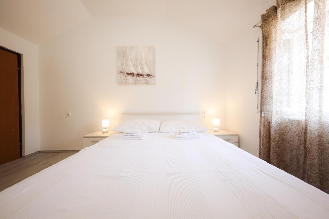 Two Bedroom Apartment In The Old Town Marija 扎达尔 外观 照片