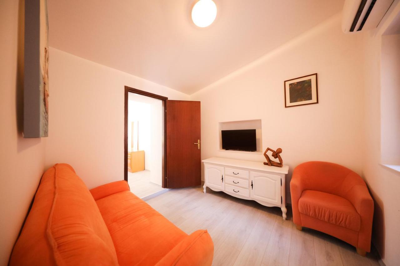 Two Bedroom Apartment In The Old Town Marija 扎达尔 外观 照片