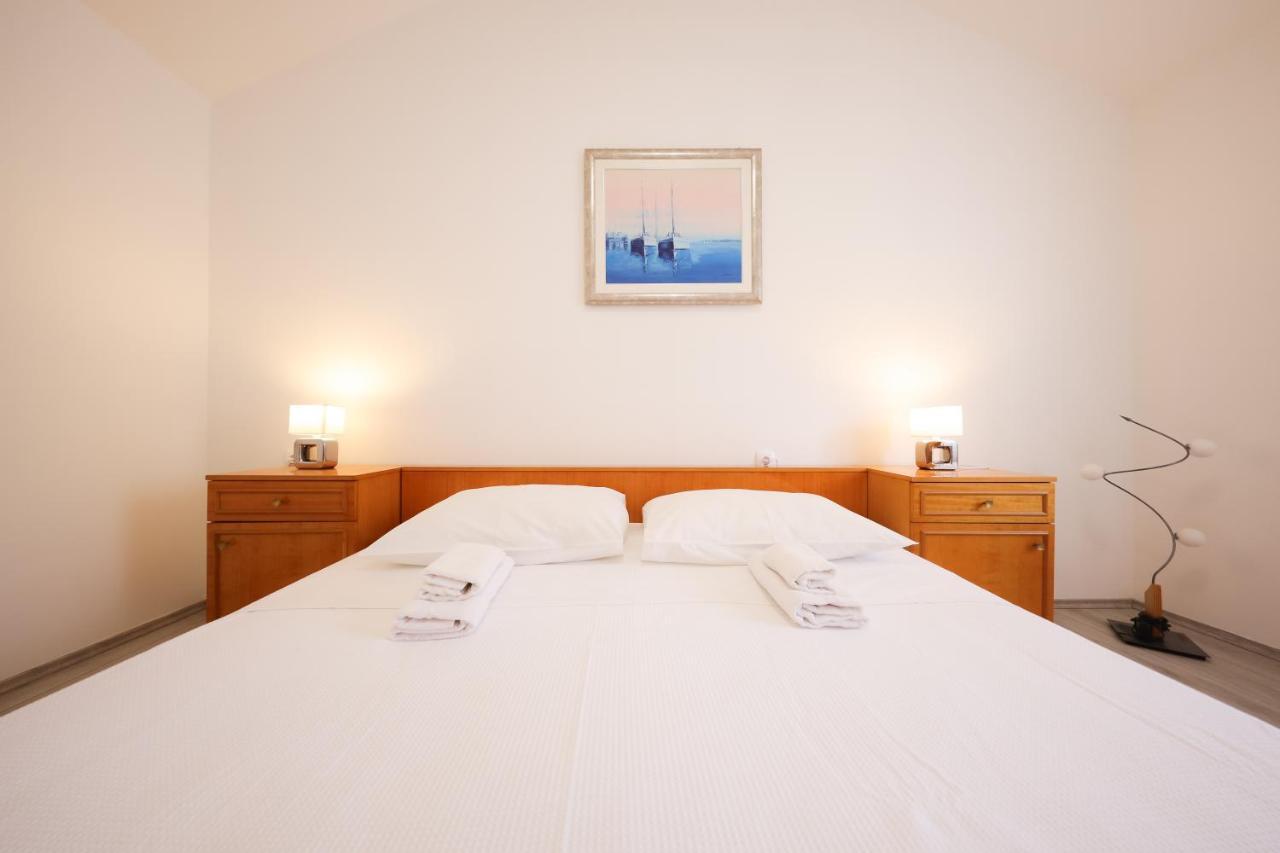 Two Bedroom Apartment In The Old Town Marija 扎达尔 外观 照片
